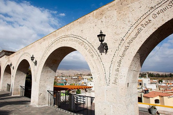 Arequipa and Colca: Wonderful Experience 4 Days and 3 Nights - Navigating the Tour Logistics