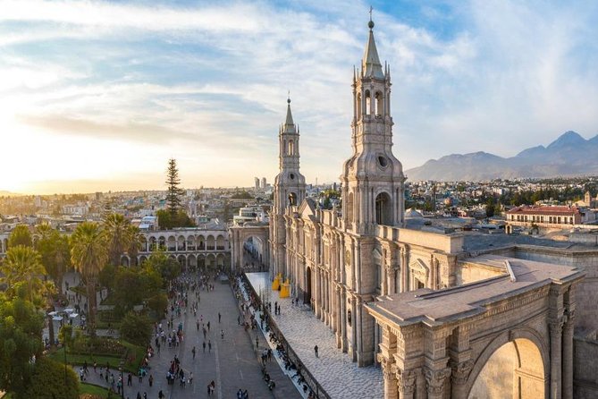 Arequipa and Secret Bars - Discovering the Alpaca Textile Tradition