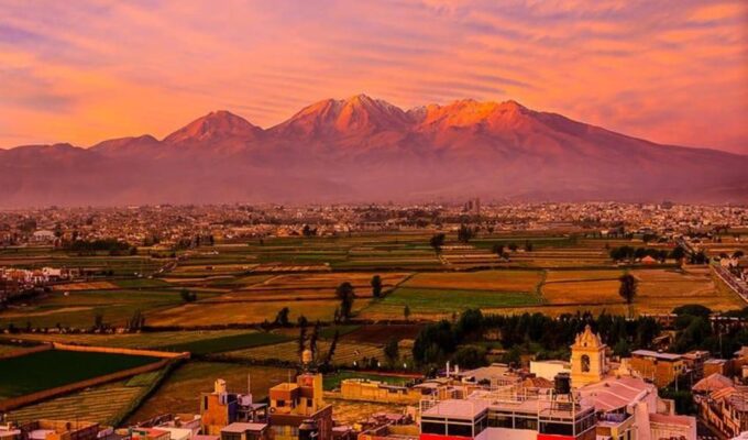 Arequipa: City and Country Tour - Tour Duration and Pickup