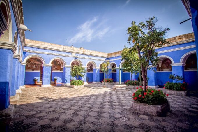 Arequipa: City Tour and Santa Catalina Monastery - Panoramic Viewpoints