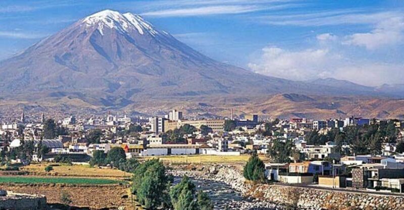 Arequipa & Colca Canyon Multi-Day Tour - Day 1: Arrival and City Tour