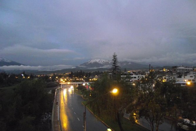 Arequipa Countryside Including the Founder's Mansion -Mirabus - Group Size and Highlights