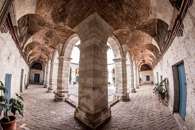 Arequipa, Historic and Colonial City and Santa Catalina Monastery - Cultural and Historical Insights