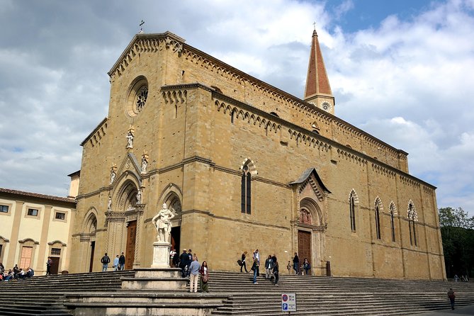 Arezzo Private Walking Tour - Key Locations