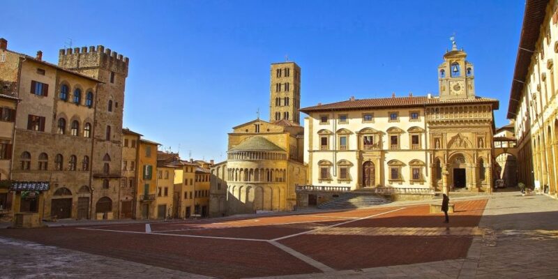 Arezzo: Private Walking Tour - Exploring the Cathedral