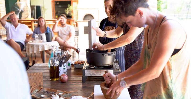 Argassi: Zakynthian Culture & Greek Cooking Class With Lunch - Class Format