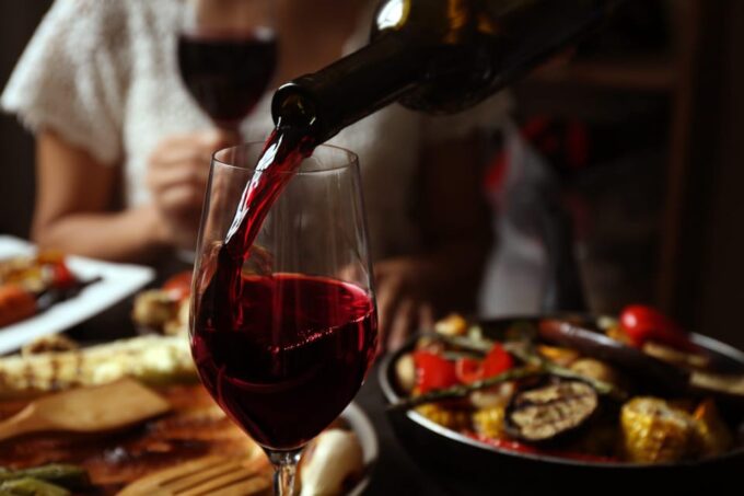 Argostoli: Kefalonian Wine Tasting With Gourmet Lunch - Meeting Point and Logistics
