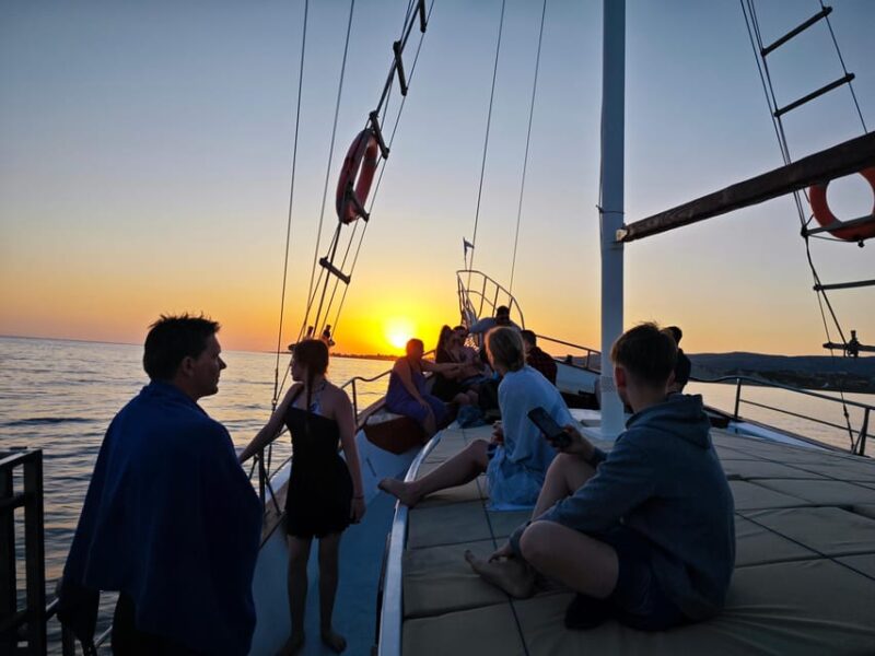 Argostoli: Sunset Cruise With Food & Drinks - Experience Highlights