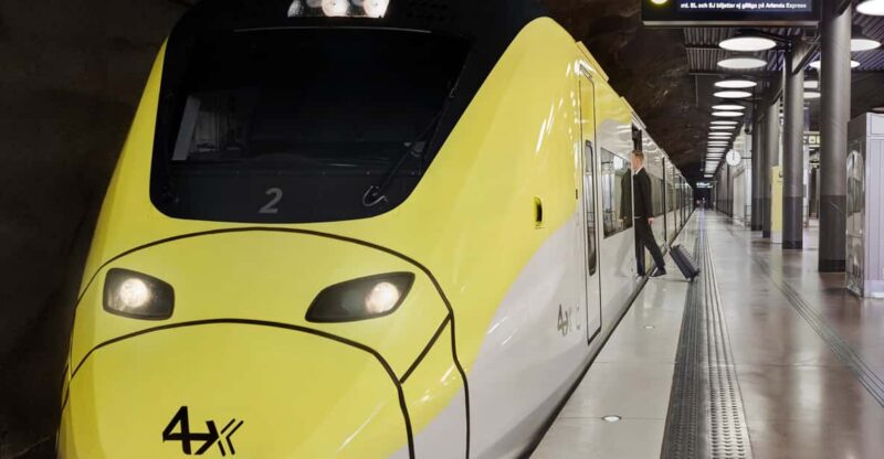 Arlanda Airport (Arn): Train Transfer To/From Stockholm - Onboard Travel Experience