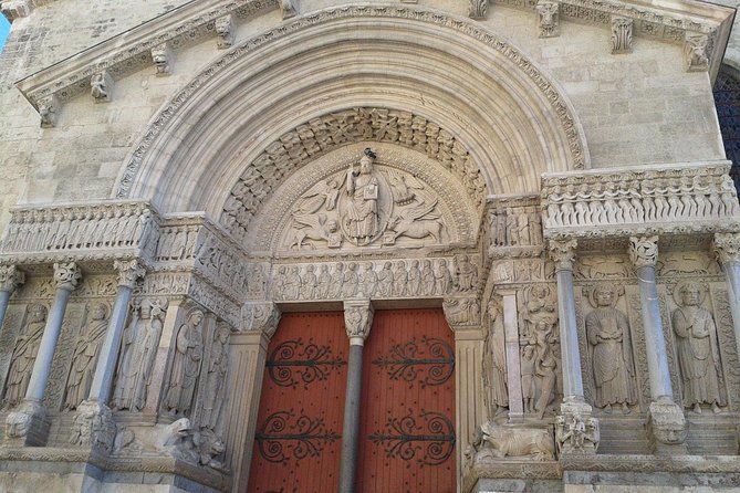 Arles, Les Baux and Saint Remy De Provence From Marseille - Group Size and Price