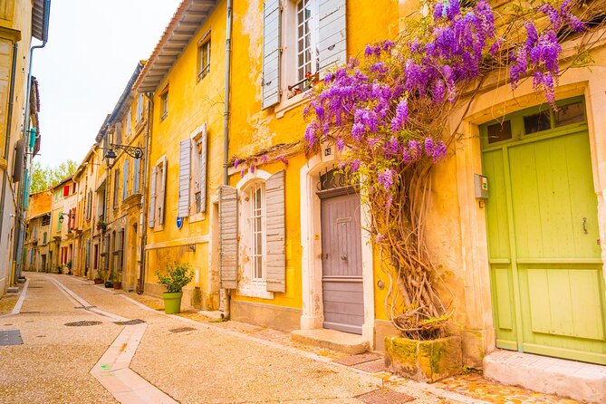 Arles, Les Baux and Saint-Remy Villages Full Day Trip From Aix - Exploring Historic Arles