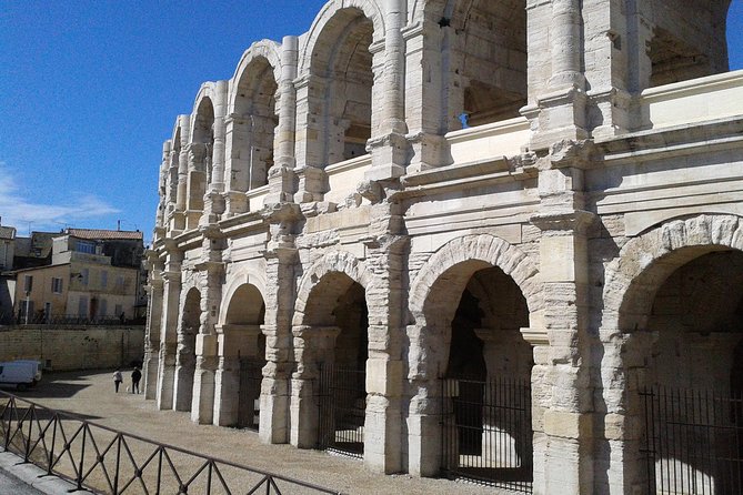 Arles, Les Baux & Saint-Remy De Provence From Aix - Local Cuisine and Dining Options