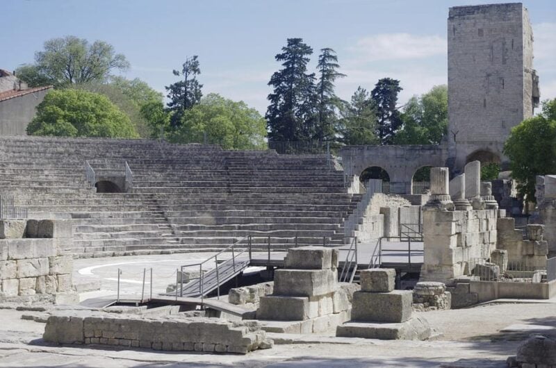 Arles Private Tour - Art/History and Gastronomy - Tour Accessibility and Recommendations