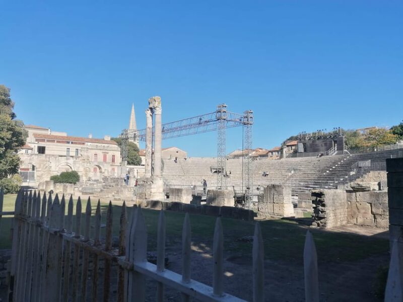 Arles: Van Goghs Footsteps Audio Tour With Voicemap App - Encountering Local Figures