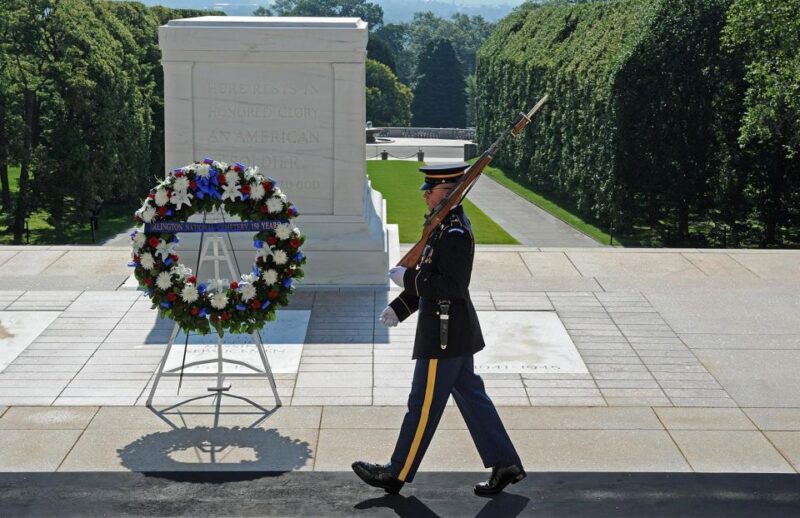 Arlington Cementary & Guard Ceremony With Iowa Jima Memorial - Highlights and Experiences