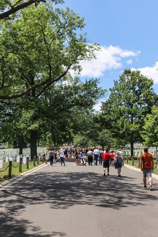 Arlington Cementary & Guard Ceremony With Iowa Jima Memorial - Meeting Point and Check-In