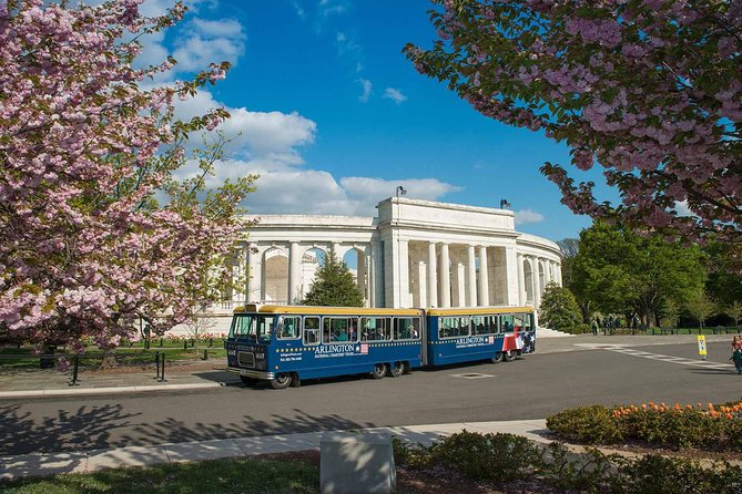 Arlington National Cemetery Hop-On Hop-Off Tour With Guide - Flexible Hop-On Hop-Off Format