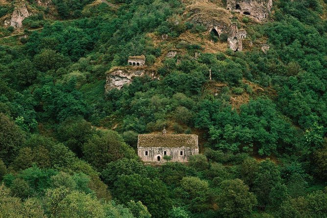 Armenia: Exploratory Tour to Tatev, Goris and Khndzoresk - Hiking the Khndzoresk Cliffs