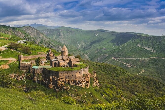Armenia: Exploratory Tour to Tatev, Goris and Khndzoresk - Savoring Local Cuisine