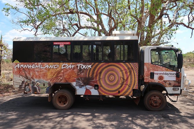 Arnhem Land Yingana Injalak Hill Full Day Tour From Darwin - Guided by Indigenous Experts