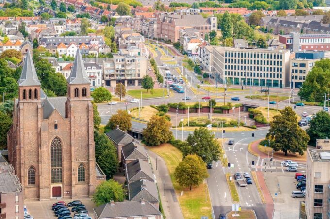 Arnhem: Walking Tour With Audio Guide on App - Suitable Traveler Types