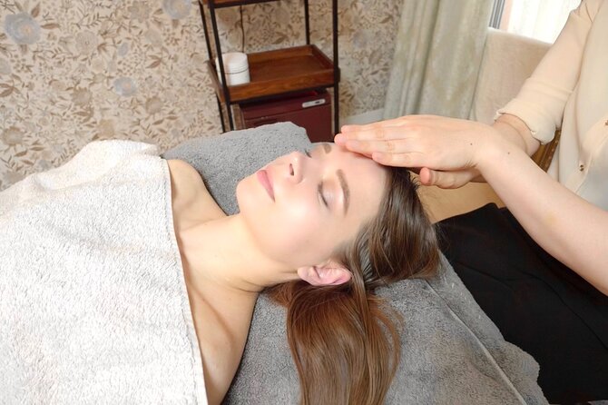 Aroma Massage With Cherry Blossom Infused Oil - Booking Information