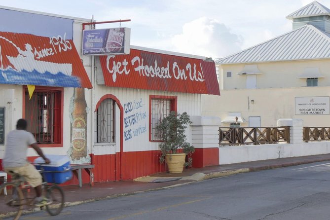 Around The Island - Sightseeing Highlights