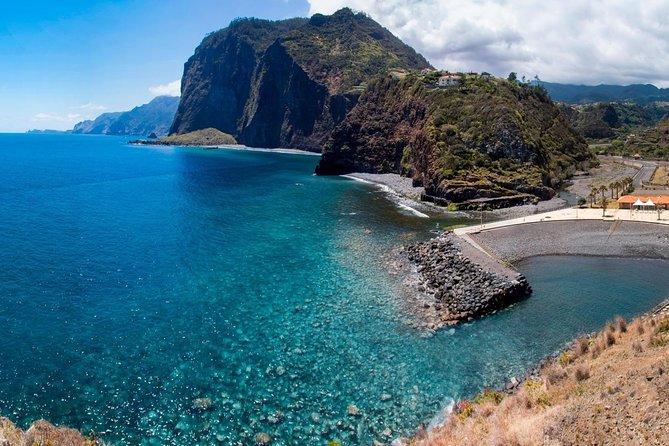 Around The Island - Two Days Tour From 9am To 5pm (Each Day) - Knowledgeable and Enthusiastic Guides