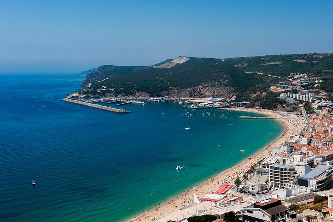 Arrabida and Sesimbra Small-Group Day Trip From Lisbon With Wine Tasting - Leisure at Portinho Da Arrabida