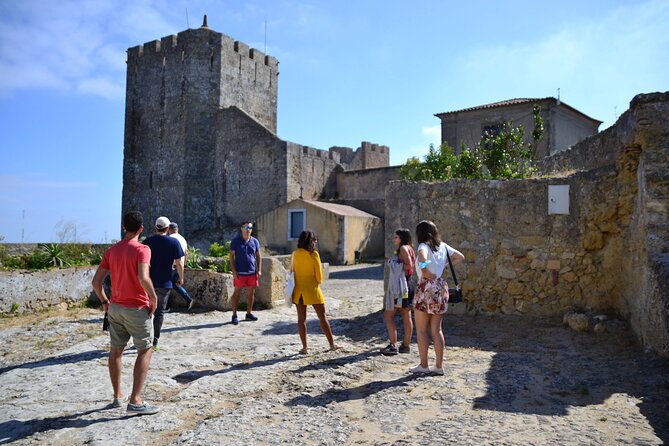 Arrabida and Sesimbra Small-Group Day Trip From Lisbon With Wine Tasting - Discovering the Fishing Town of Sesimbra