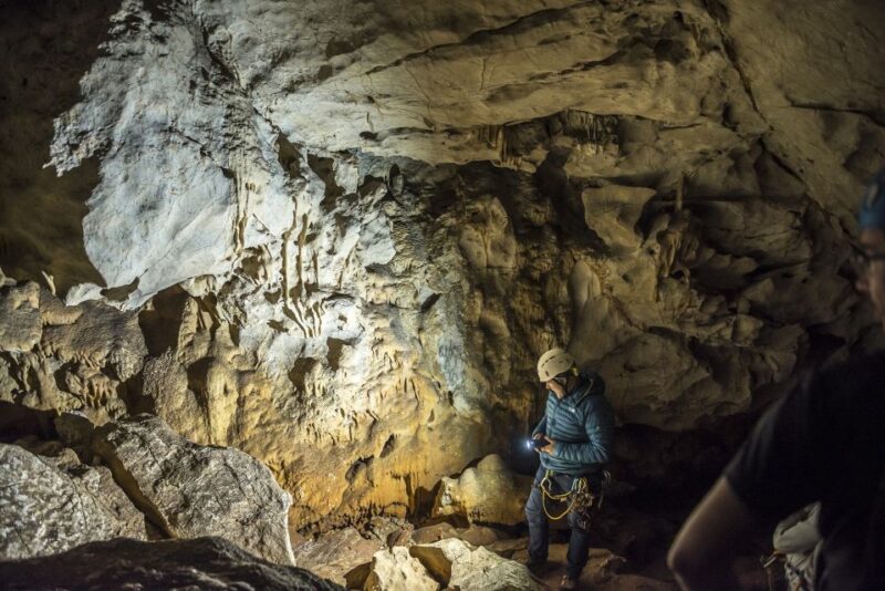 Arrábida Natural Park: Caving With an Instructor - Participant Eligibility