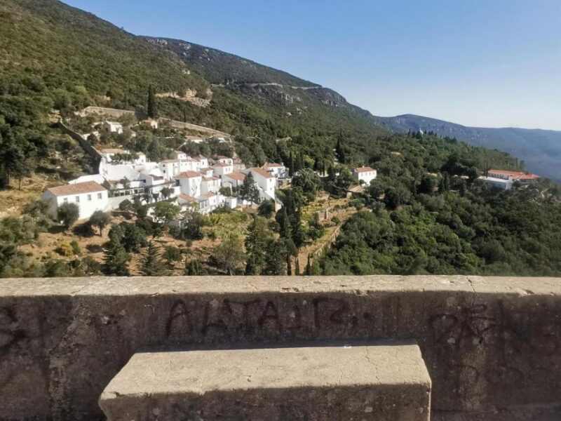Arrábida Natural Park, Palmela Castle, Tiles and Wine Tour - Inclusions and Exclusions