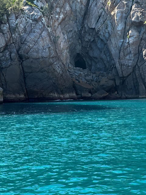 Arraial Do Cabo: Boat Trip With Waterslide - Visit to Blue Grotto