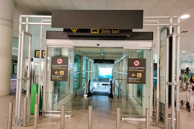 Arrival Barcelona Airport Private Transfer - Worth The Stay