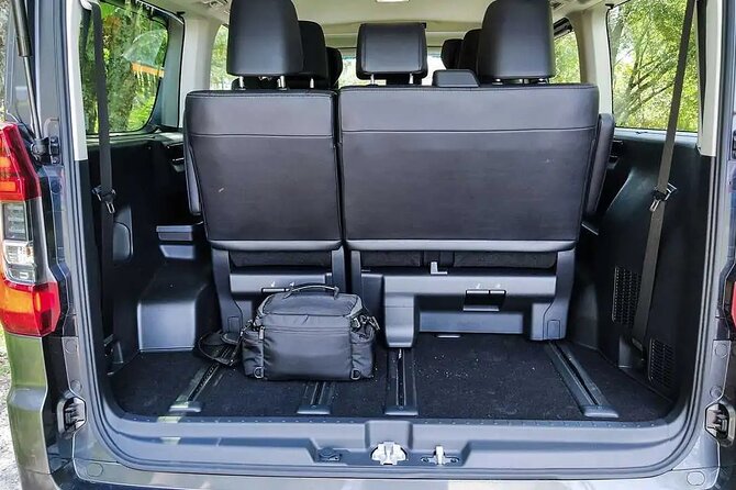 Arrival by Private Minivan From Kansai Airport KIX to Osaka City - Luggage and Accessibility Considerations
