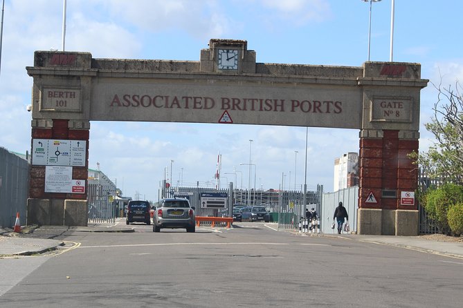 Arrival, Departure or Round Trip Private Transfer: Central London to Southampton Cruise Port - Waiting Time Policies