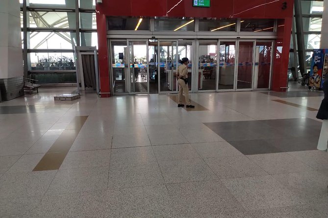 Arrival Meet & Assist Service at Delhi Airport With Optional Private Transfer - Optional Private Transfer