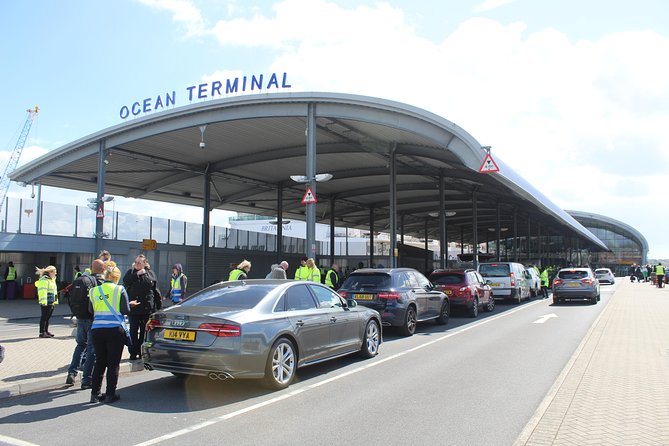 Arrival or Departure Private Transfer: Gatwick Airport to Southampton Cruise Port - Booking Information