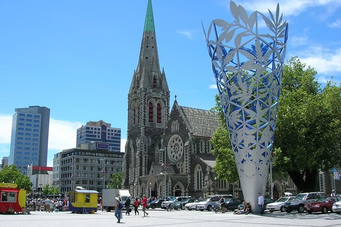 Arrival Private Transfer From Airport CHC to Christchurch in Luxury Van - Accessibility and Assistance