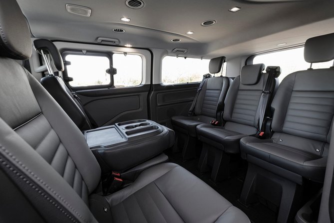 Arrival Private Transfer From Riga Airport RIX to Riga City by Minivan - Pickup and Drop-off Details