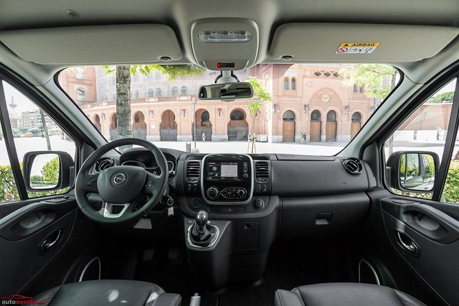 Arrival Private Transfer From Riga Airport RIX to Riga City by Minivan - Reviews and Ratings