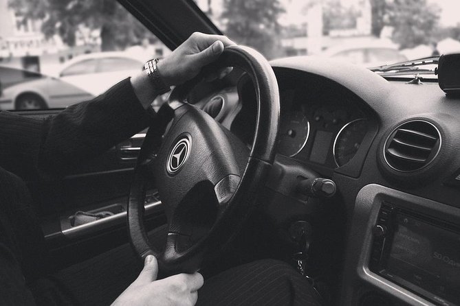 Arrival Private Transfer Honolulu Airport HNL to Beach Resorts by Executive Car - Booking Information