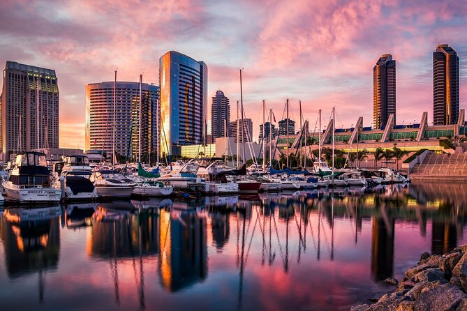 Arrival Private Transfer: San Diego Airport SAN to San Diego in Business Car - Pickup and Drop-off