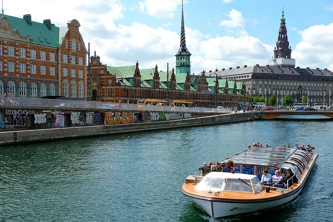 Arrival Transfer: Airport CPH to Copenhagen by Luxury Van - Customer Reviews