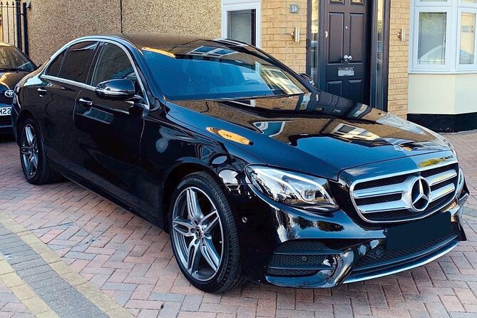 Arrival Transfer: Airport EDI to Edinburgh by Business Car - Included Features