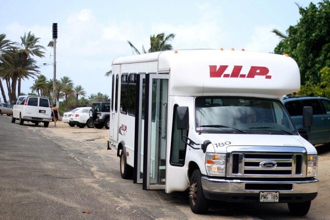 Arrival Transfer: Airport Shuttle Honolulu and Waikiki or Cruise Terminal - Group Size Limitations