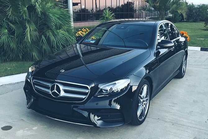 Arrival Transfer From Paris Airport CDG to Paris in Private Car - Operational Information