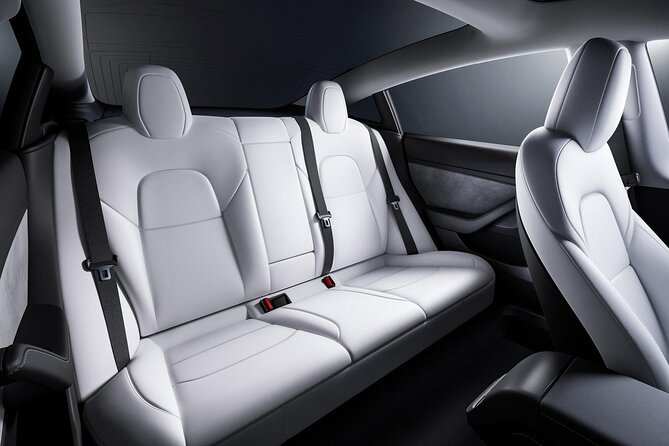 Arrival Transfer Montreal Airport YUL to Montreal by Cars or SUV - Pricing and Cancellation Policy