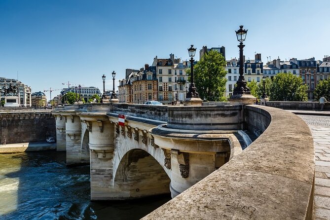 Arrival Transfer: Paris Train Stations to Paris Hotels by Van - Pickup and Drop-off Logistics