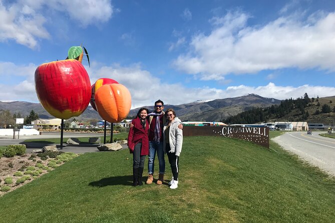 Arrowtown Wanaka Private Day Tour From Queenstown - Traveler Feedback